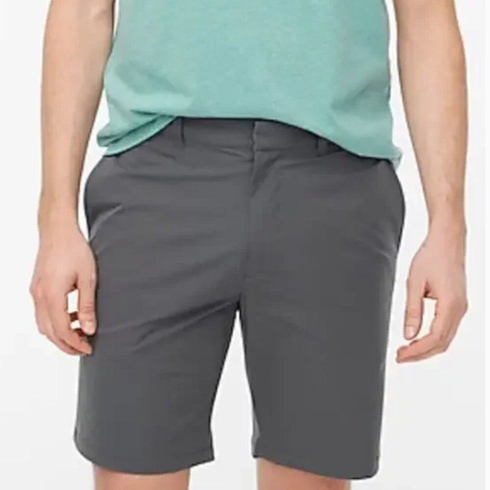 J. Crew Factory AL096 9" Inseam Tech Shorts size 32 New with tags Color:  Thyme